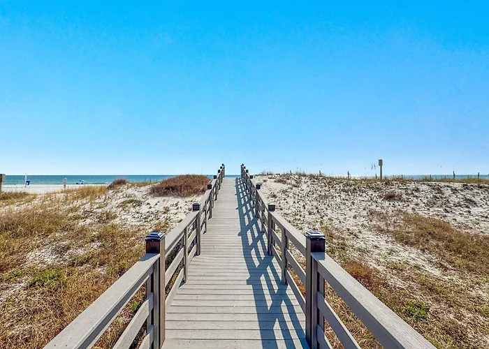 Holiday home Coastal Breeze *